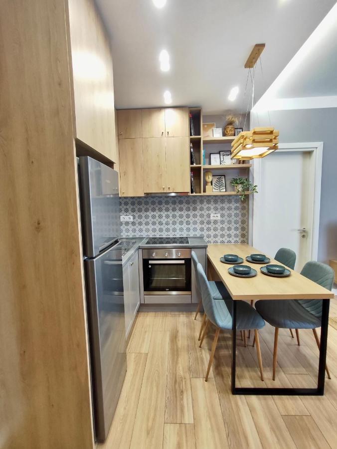 Modern Style 2Br-Apt - 10Min To Skanderbeg Square Lägenhet Tirana Exteriör bild