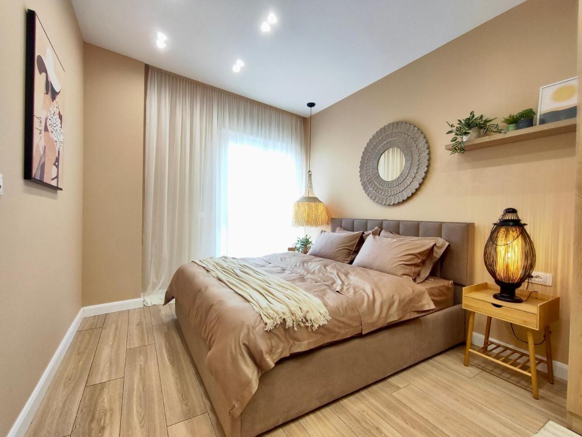 Modern Style 2Br-Apt - 10Min To Skanderbeg Square Lägenhet Tirana Exteriör bild