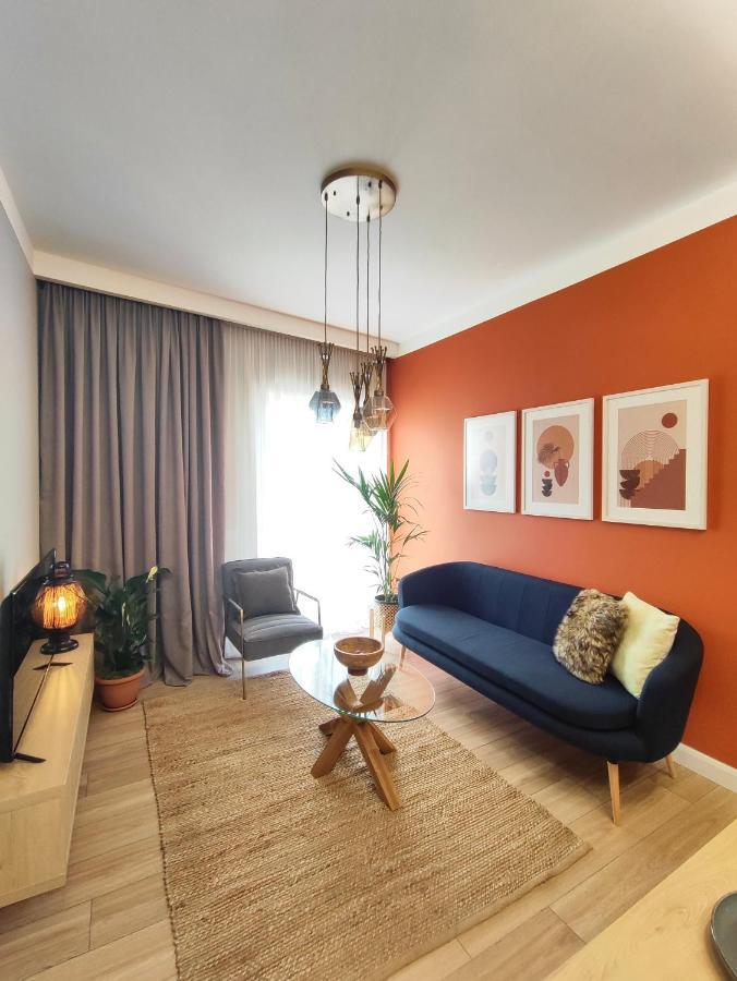 Modern Style 2Br-Apt - 10Min To Skanderbeg Square Lägenhet Tirana Exteriör bild