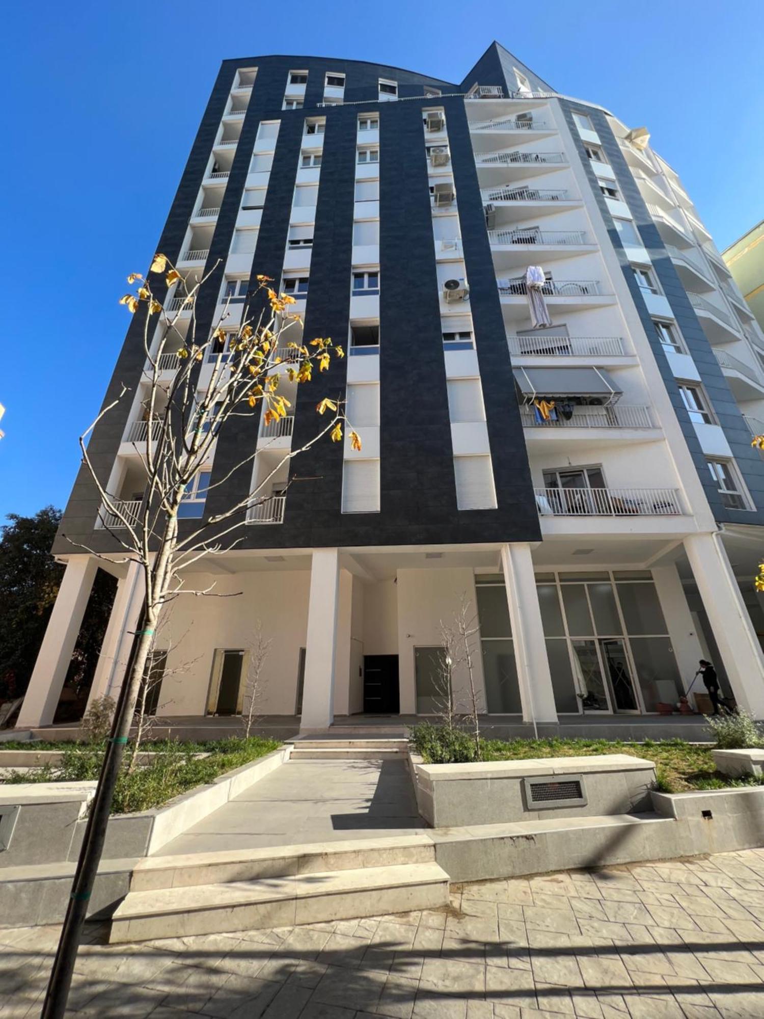 Modern Style 2Br-Apt - 10Min To Skanderbeg Square Lägenhet Tirana Exteriör bild